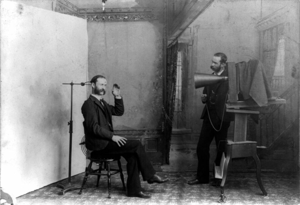 Museo del Romanticismo Apoyacabezas de un estudio del siglo XIX. Museo del Romanticismo